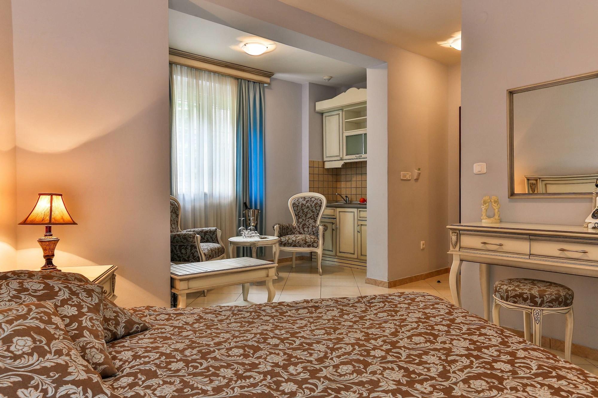 Villa Imperija Guesthouse บุดวา ภายนอก รูปภาพ