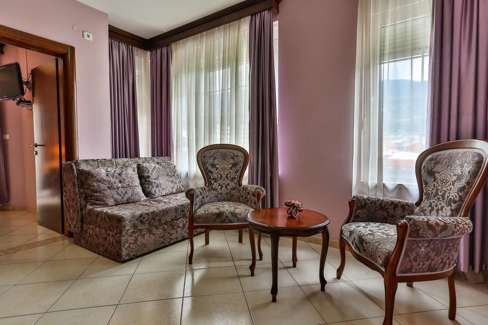 Villa Imperija Guesthouse บุดวา ภายนอก รูปภาพ